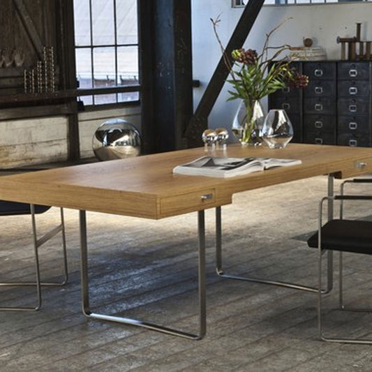 CH110 Desk | Oiled Oak Top