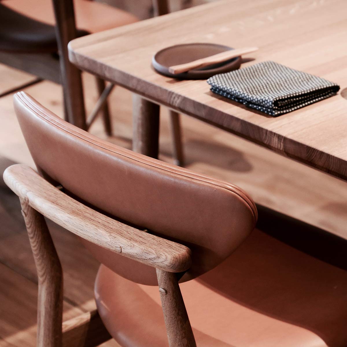 108 Dining Chair | Walnut Elegance Leather Upholstery