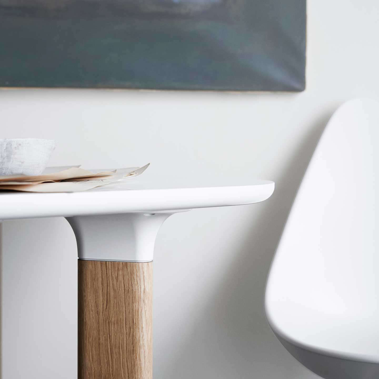 Analog 245cm Table | Natural Oak Veneer Top with White Underside