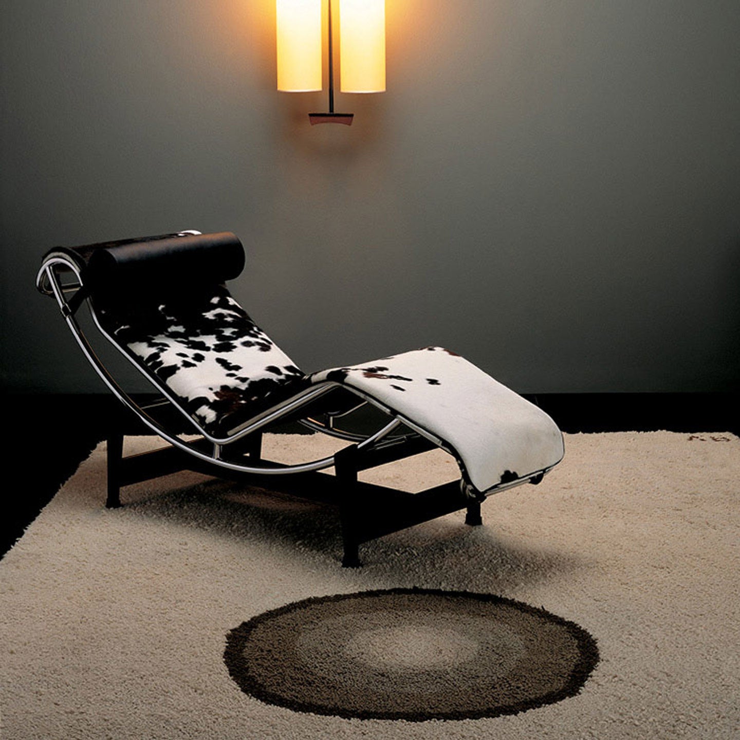 4 Chaise Longue | Black White Hairyskin and Black Headroll