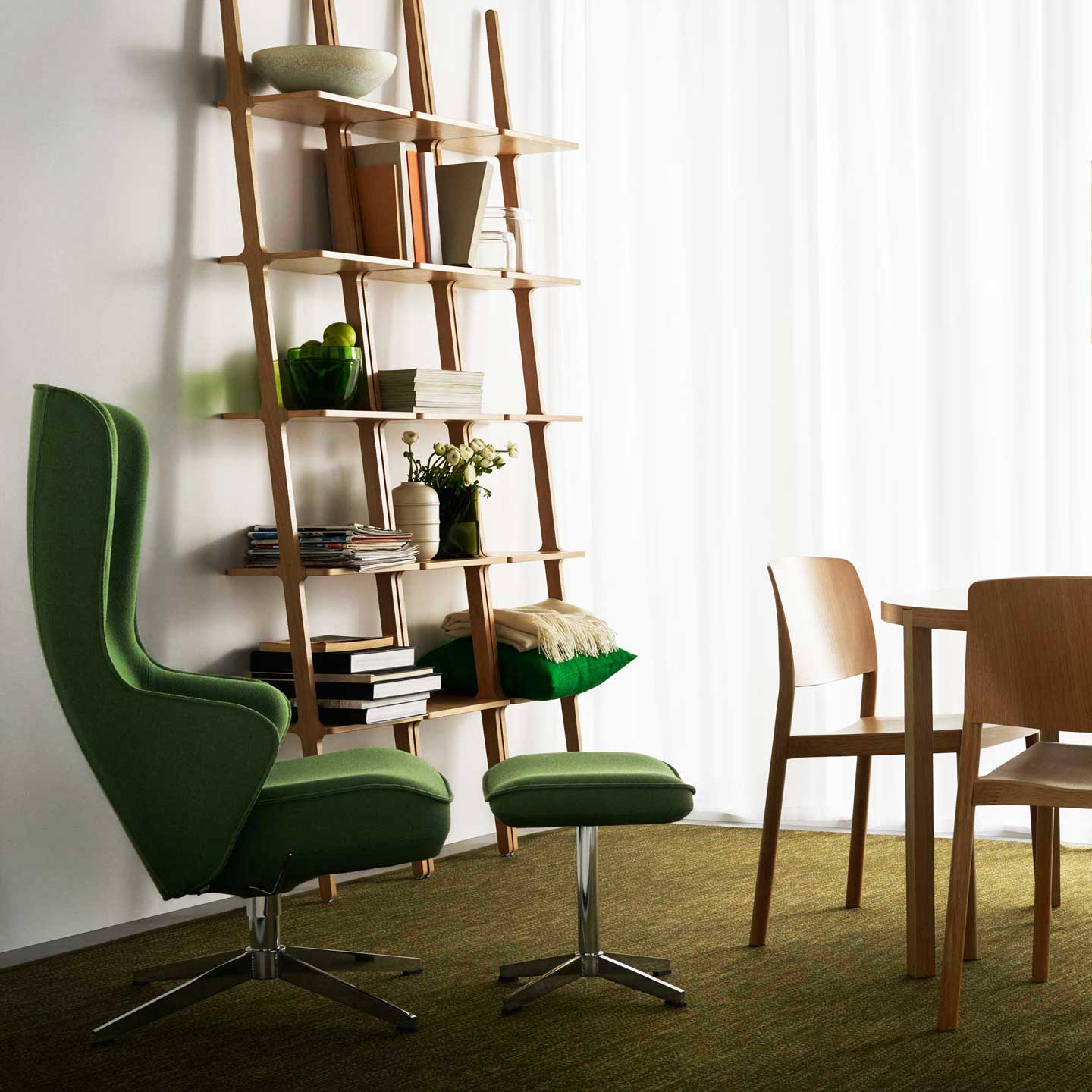 Libri Shelf | Natural Lacquered Oak