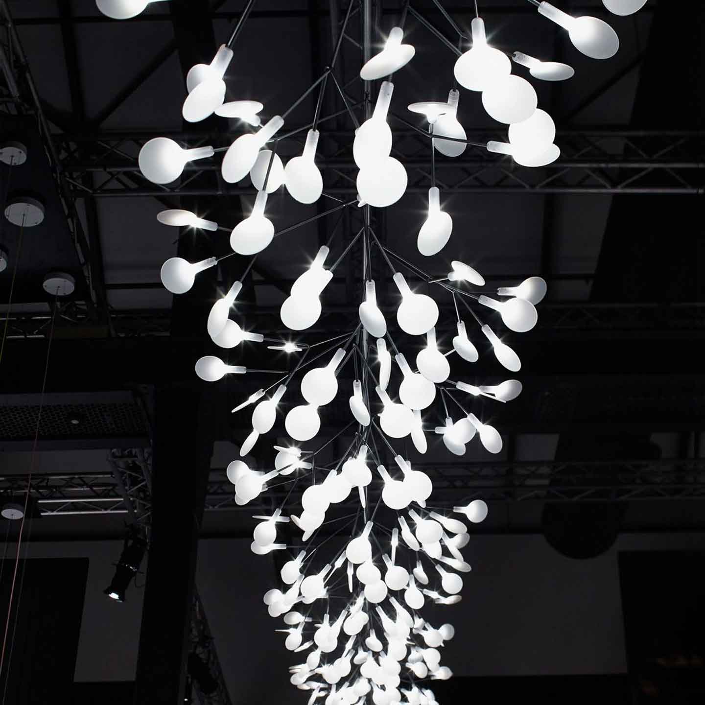 Heracleum Endless Pendant Light | Copper