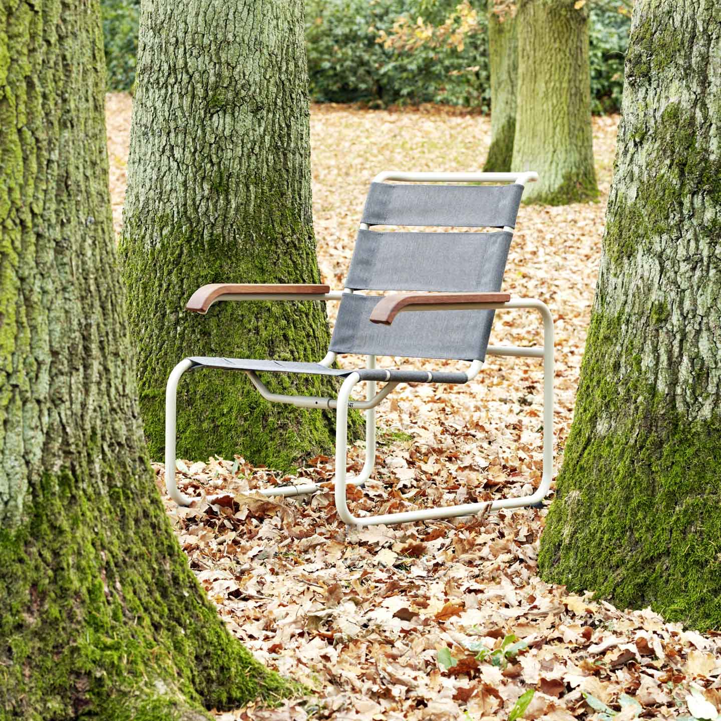 S35N All Seasons Lounge Chair | Natural Mesh