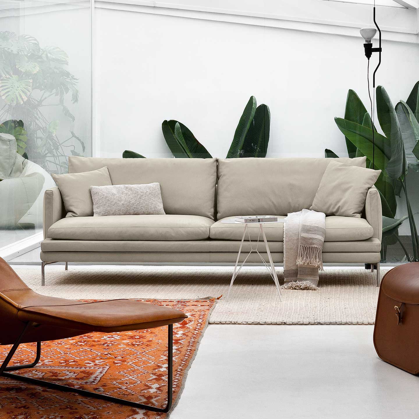 William Large 2 Seat Sofa | Light Grey 0311 Leather