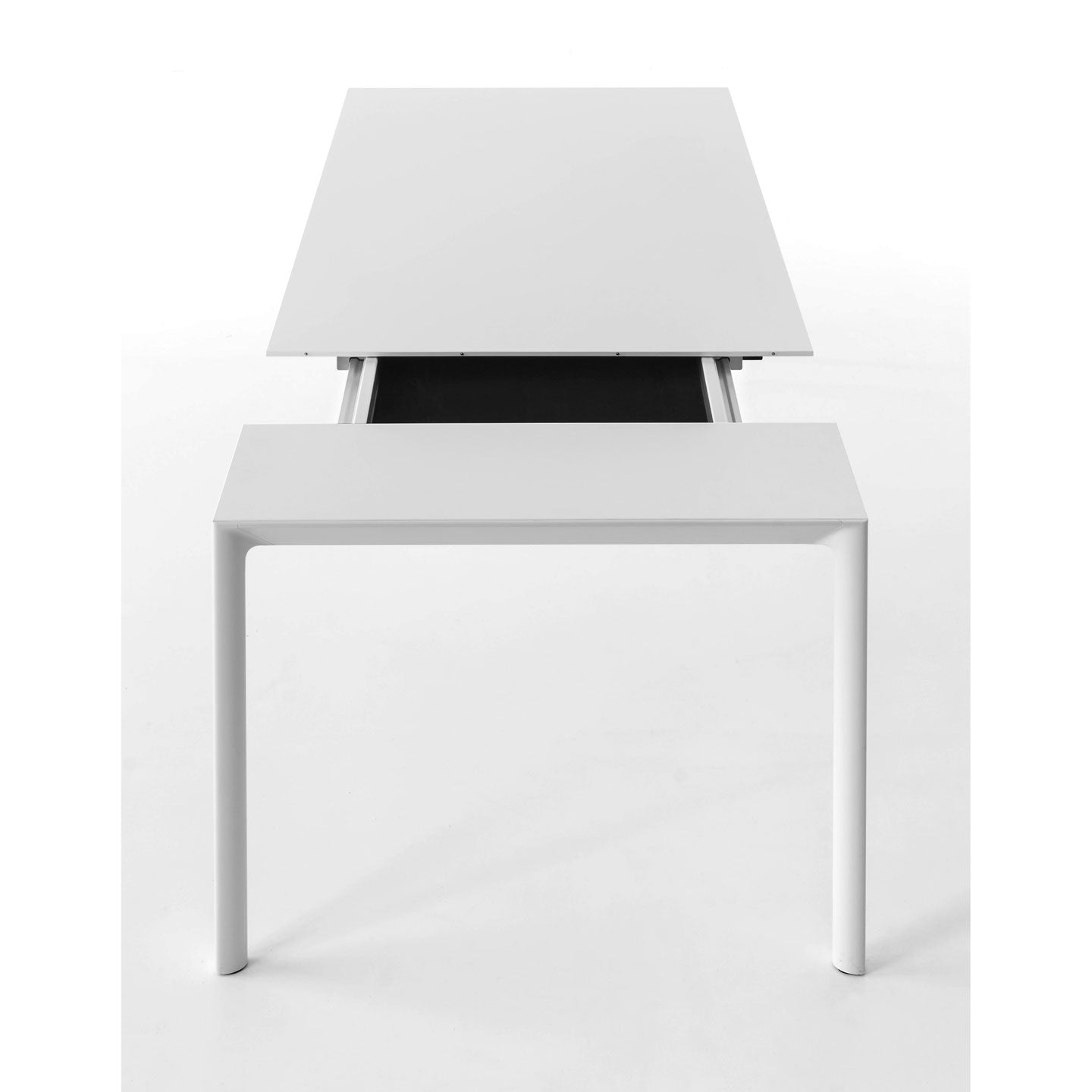 Maki Extending Table | Kos White Fenix Thermolaminate Top