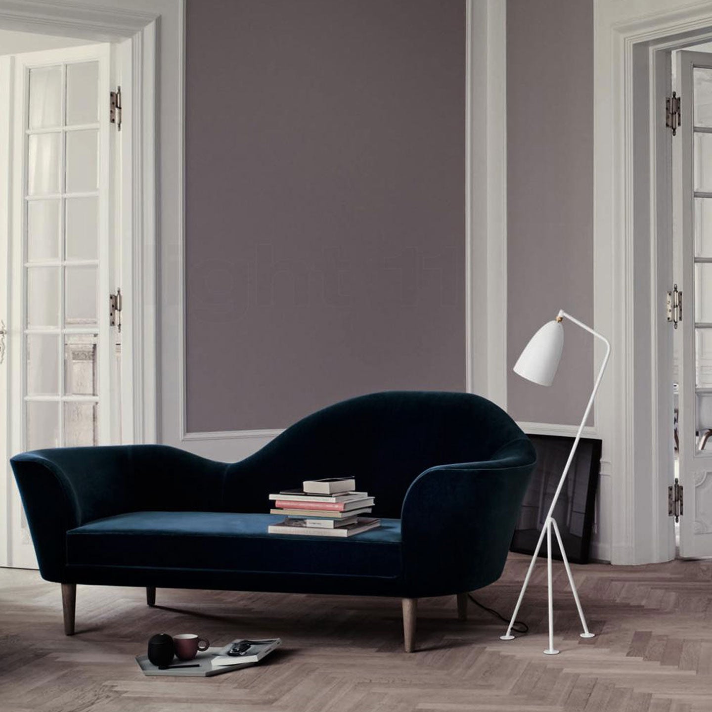 Grasshopper Floor Light | Oyster White Powdercoated Metal