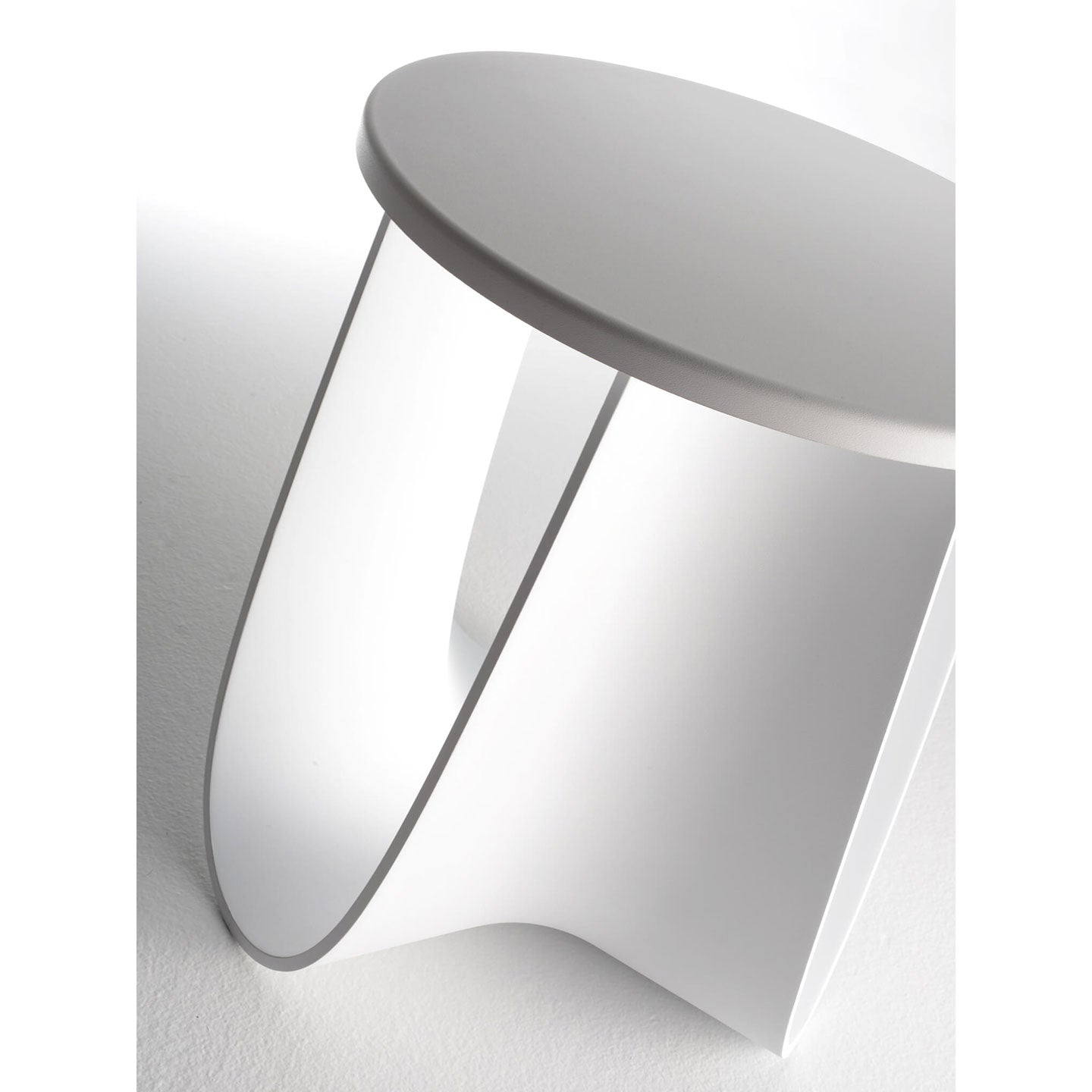 Sag Stool | White Polyurethane Top