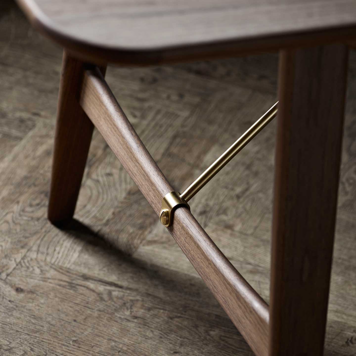 BM1160 Hunting Table | Lacquered Walnut Top