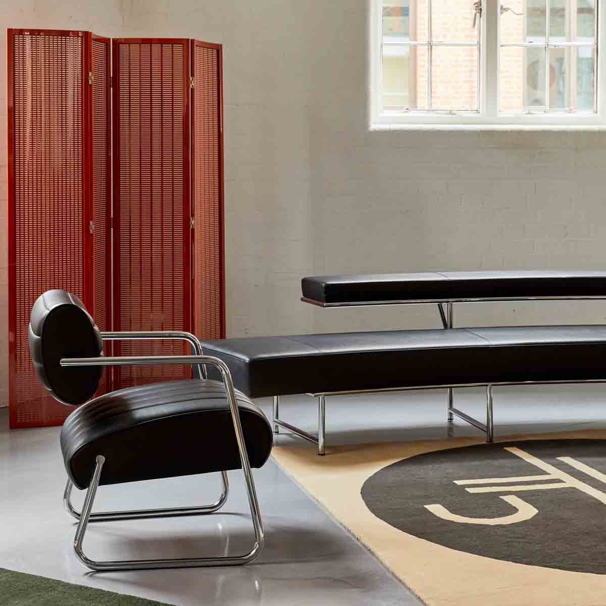 Eileen Gray Bonaparte Chair | Black Leather