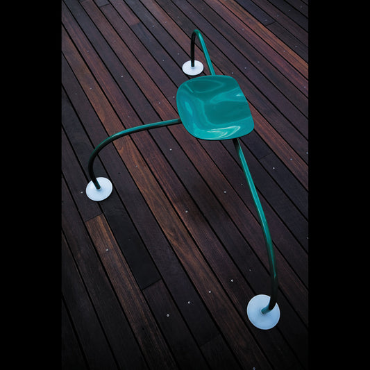 Allunaggio Stool | Green Enamelled Steel