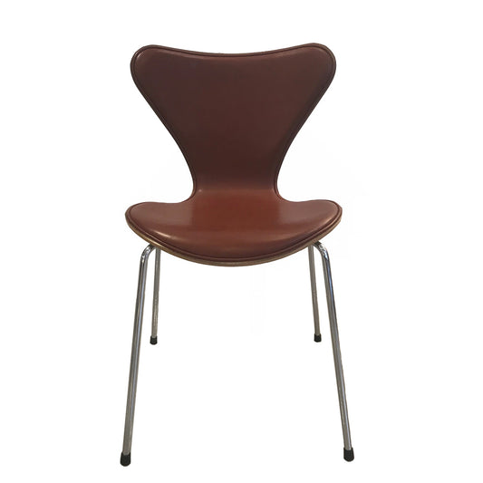 Series 7 Chair | Walnut Grace Leather