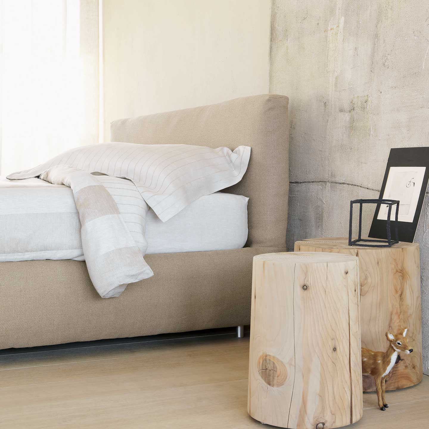 Merkurio Bed 180cm with Storage | Everest 791 Off White Fabric