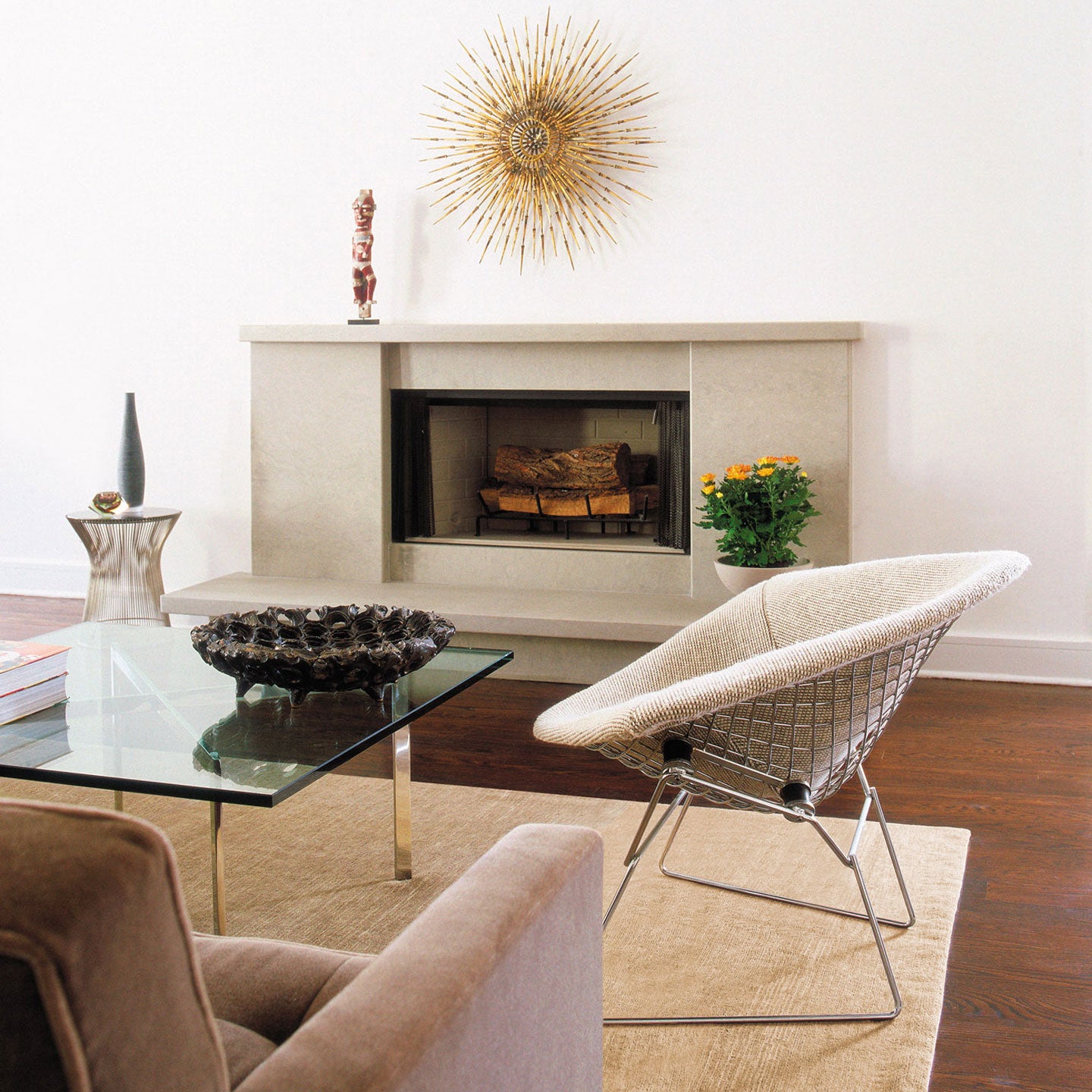 Bertoia Diamond Armchair | Red 'Tonus 3 130' Wool Seat Cushion