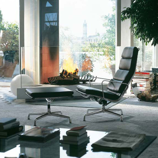 Soft Pad EA 222 Chair | Leather Nero 66 and Plano Nero 66