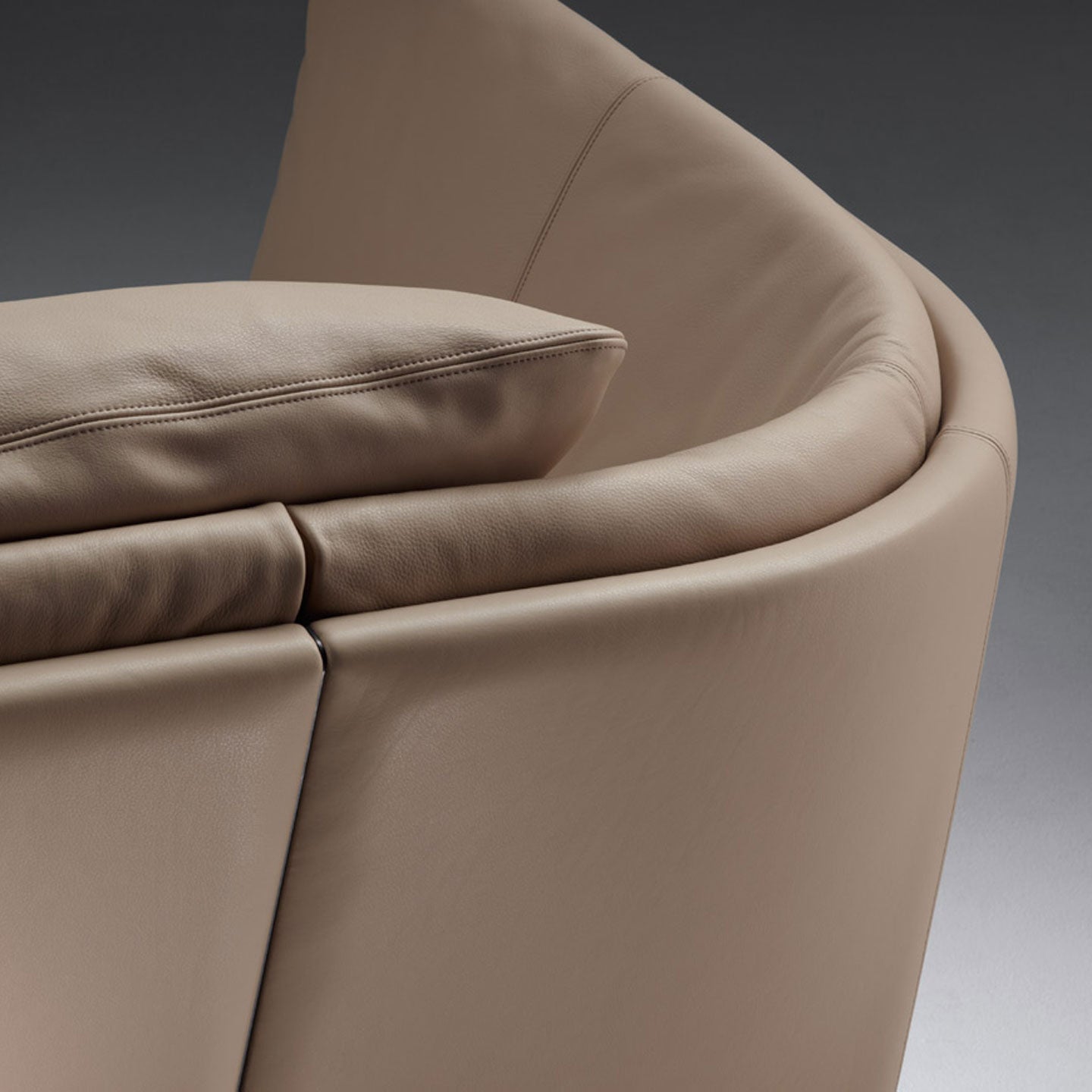 Bretagne 2 Seat Sofa | Leather 124376 'Nina' Beige