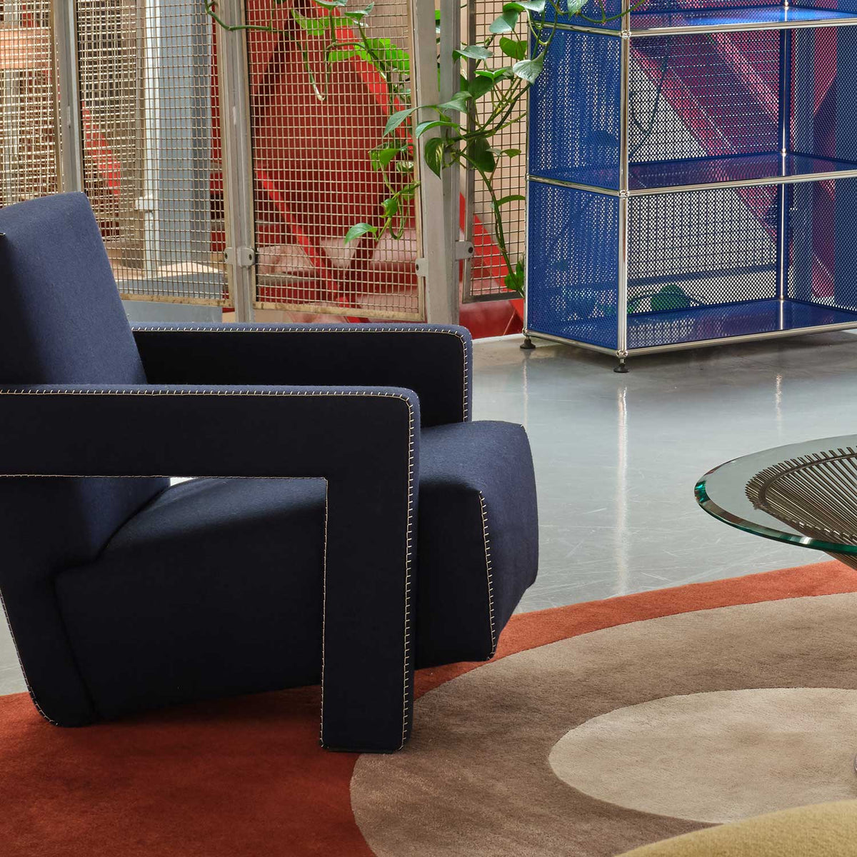 Utrecht Armchair | Lincoln 13L588 Anthracite