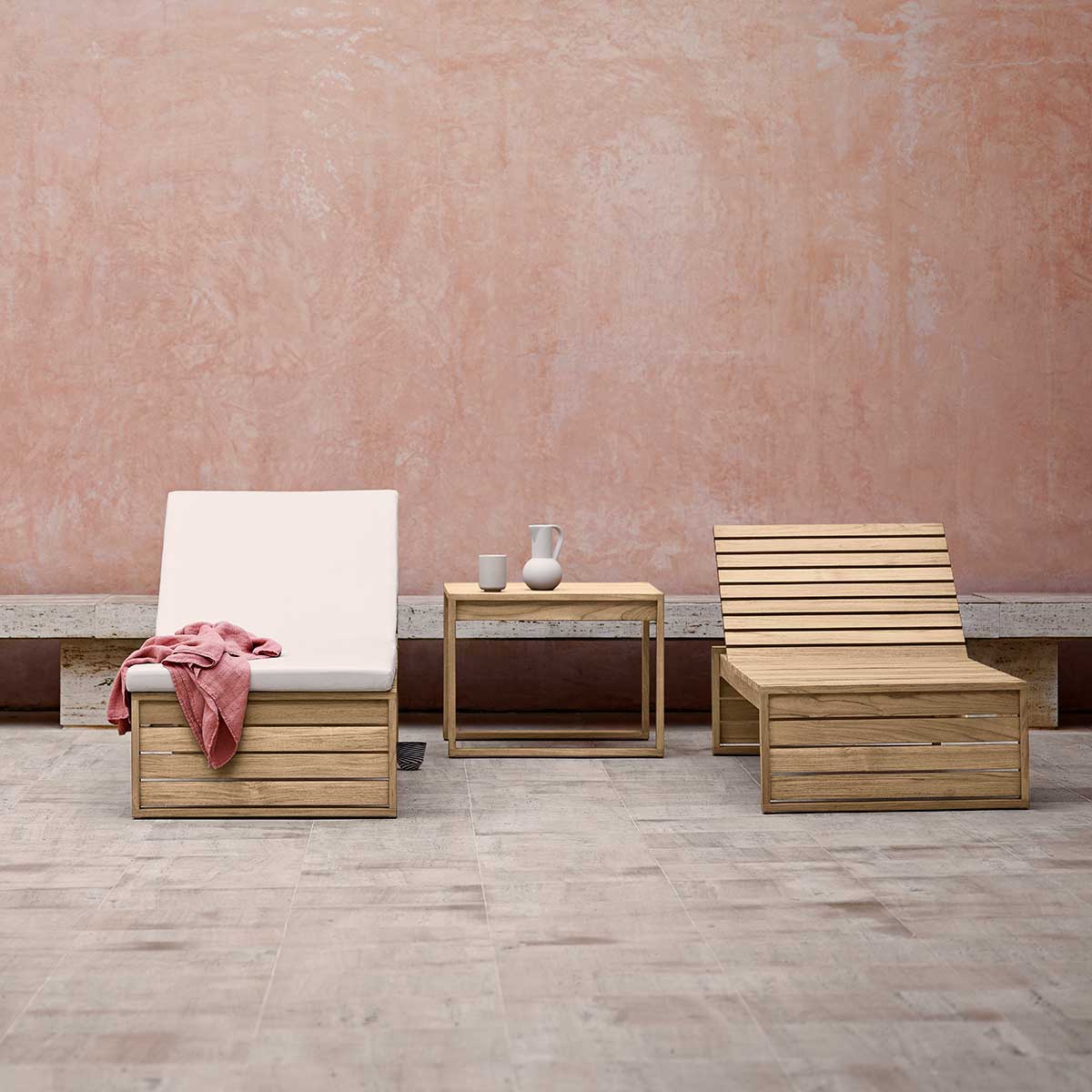 BK14 Outdoor Sunbed | Untreated Solid Teak Frame