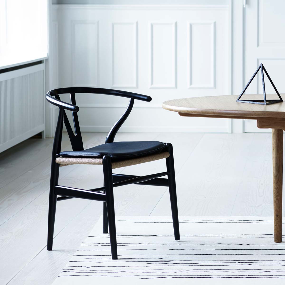 CH24 Wishbone Seat Cushion | Black Loke 7150 Leather