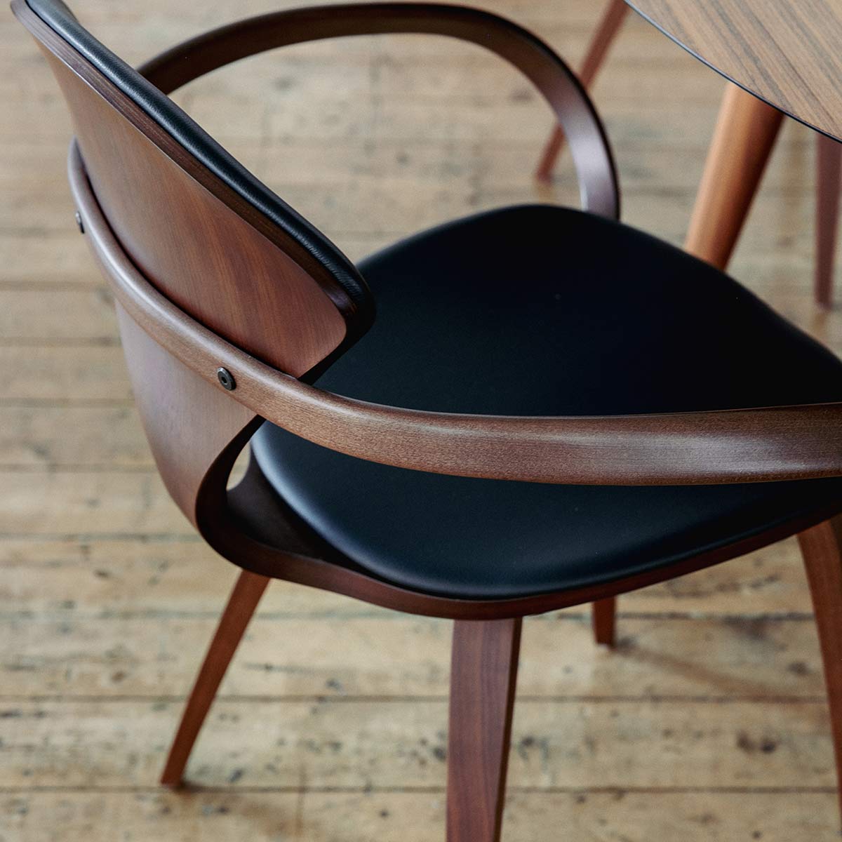 Cherner Armchair | Classic Walnut Veneer Seat and Back