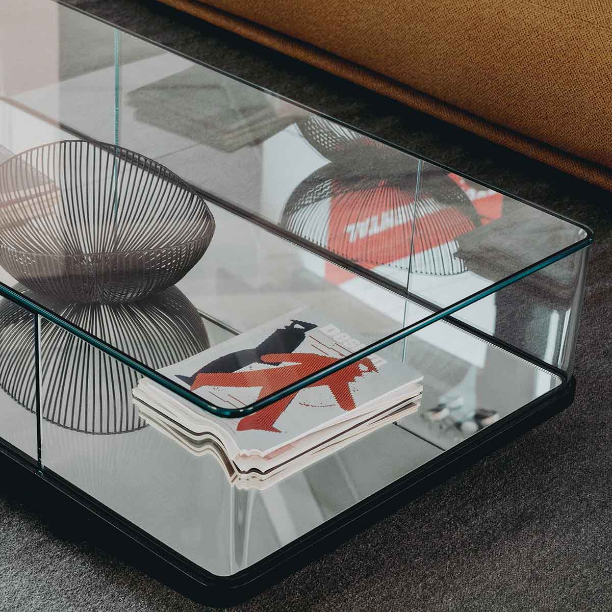 Collector Coffee Table | Mirrored Base