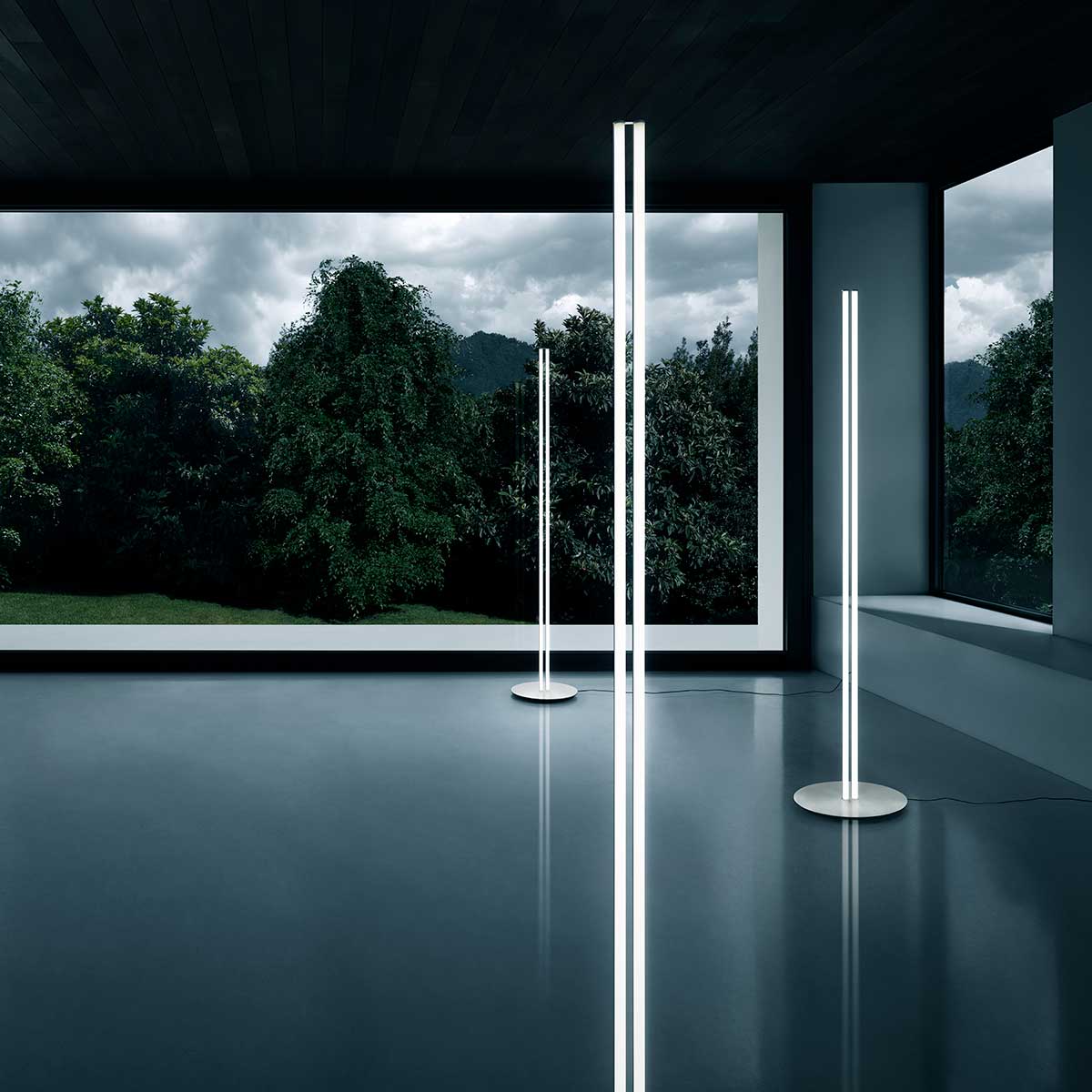 Coordinates F Floor Lamp | Argent Moon Coloured Aluminium