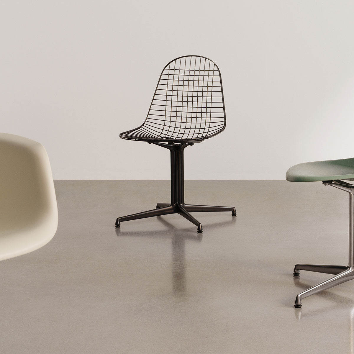 DKL Eames Wire Chair | Dark Powder Coat Frame with Felt Glides