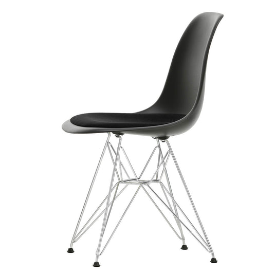 DSR Eames Chair with Seat Pad | Black Hopsak Seat Pad