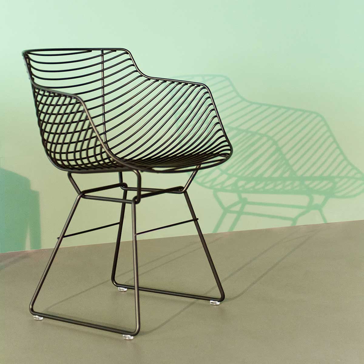 Flow Filo Slim Chair | Black Nickel Painted Frame