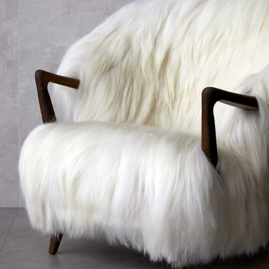 Fluffy Lounge Chair | White Sheepskin