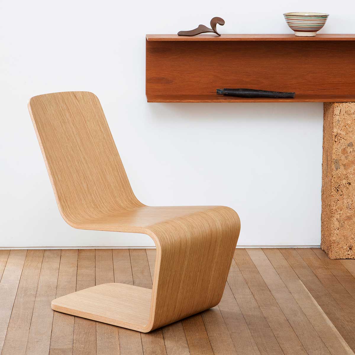 Iso-Lounge Chair | Oak Veneer Plywood
