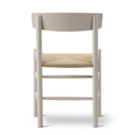 J39 Chair | Pebble Grey Lacquered Beech Frame