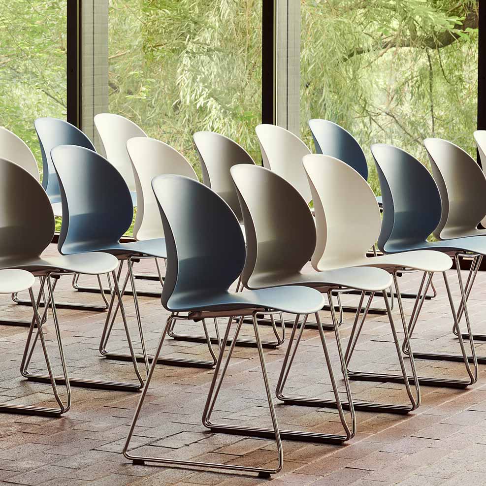N02 Recycle Chair Sledge Base | Grey