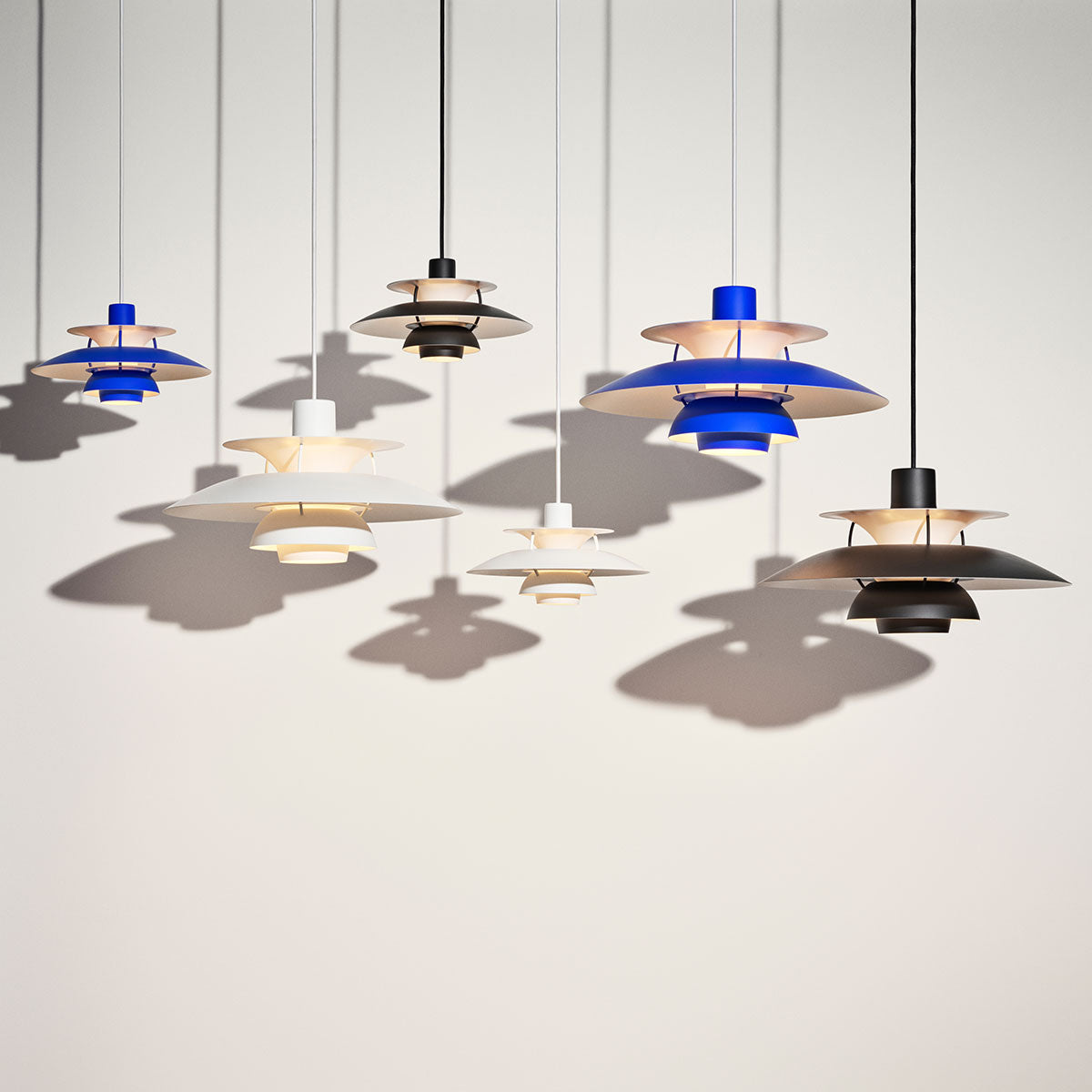 PH 5 Pendant Lamp | Monochrome Black