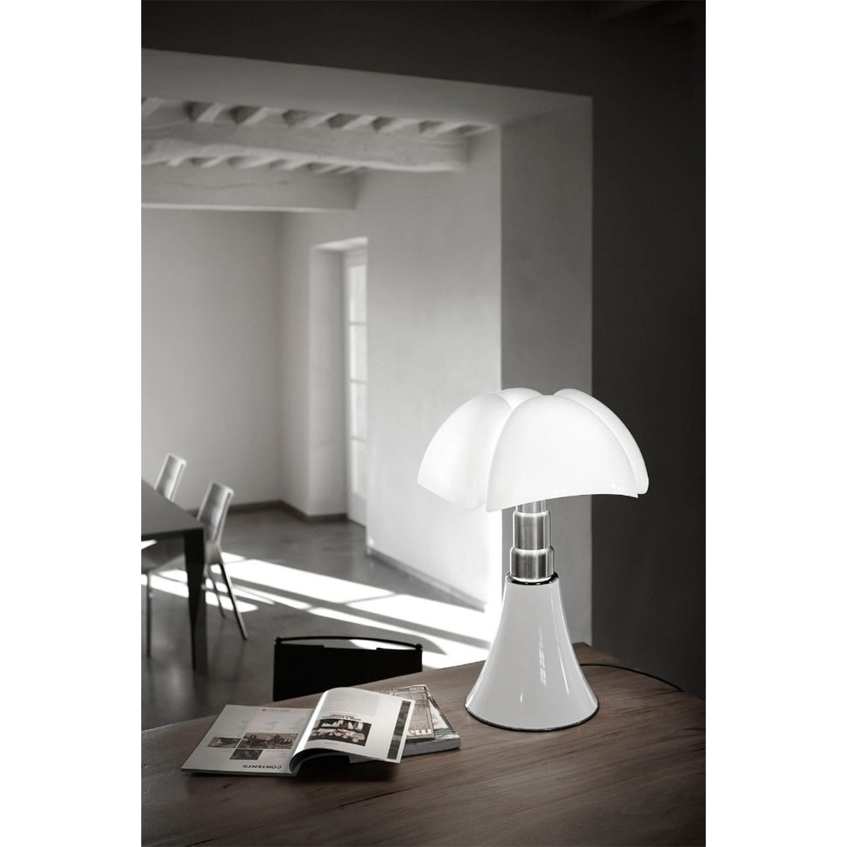 Pipistrello Med 620 Table Lamp | White