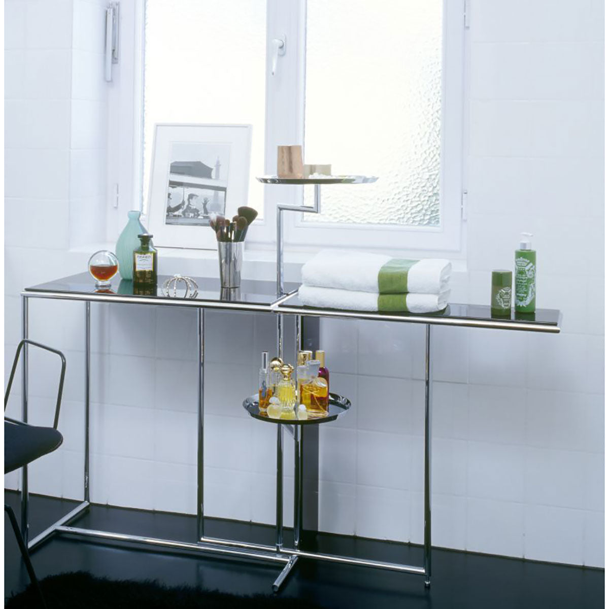 Eileen Gray Rivoli Table | Black Lacquer