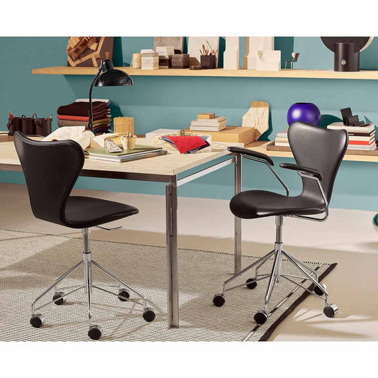 Series 7 Swivel Chair | Black Soft Leather