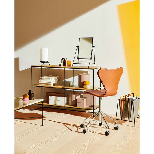 Series 7 Swivel Chair | Cognac Soft Leather