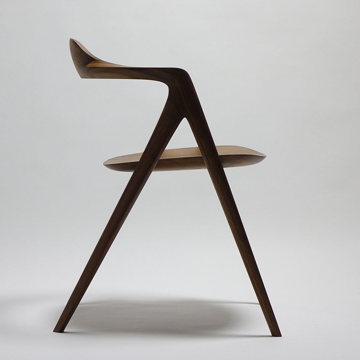 Sinn Chair | Ebony Walnut Frame