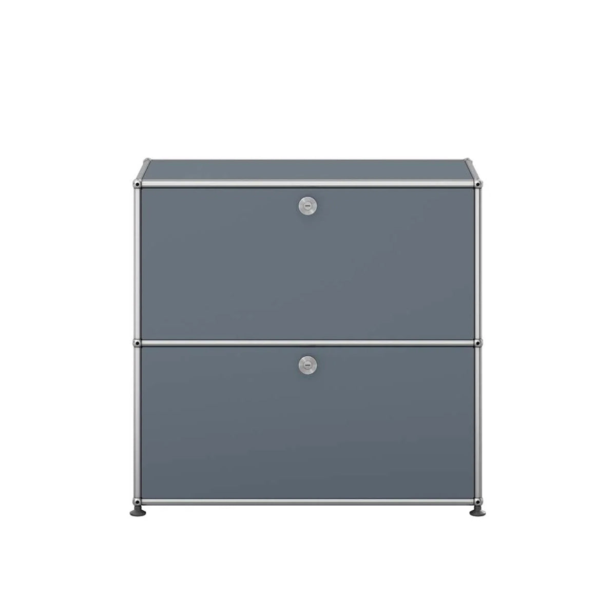 USM Small Closed Unit | Medium Grey Lacquer Panels