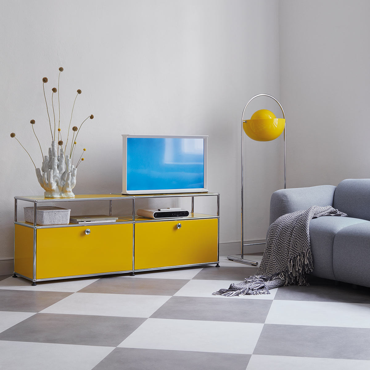 USM Tall Media Unit | Golden Yellow Lacquer Panels