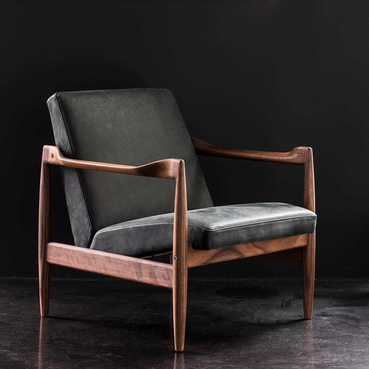 Uni Rest Lounge Chair | Anthracite Leather L4SO-DU21003