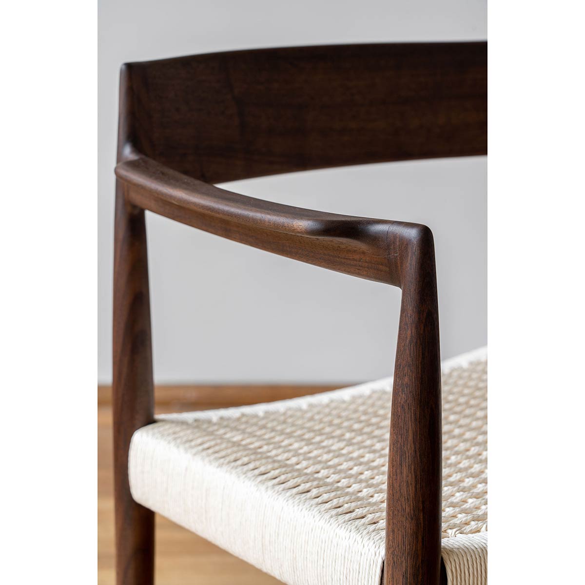 Uni Master Dining Chair | White Papercord Seat