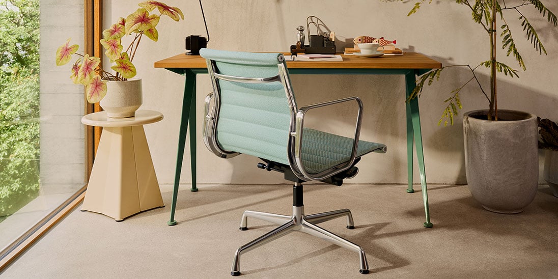 Eames Aluminium Group: Home Office
