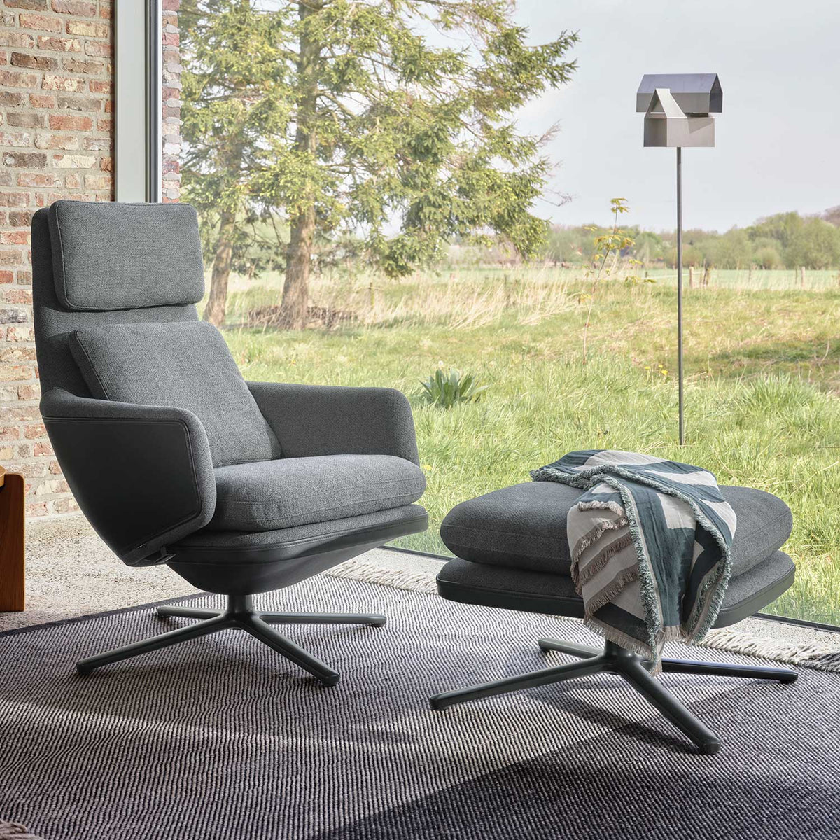 Grand Relax Lounge Chair & Ottoman