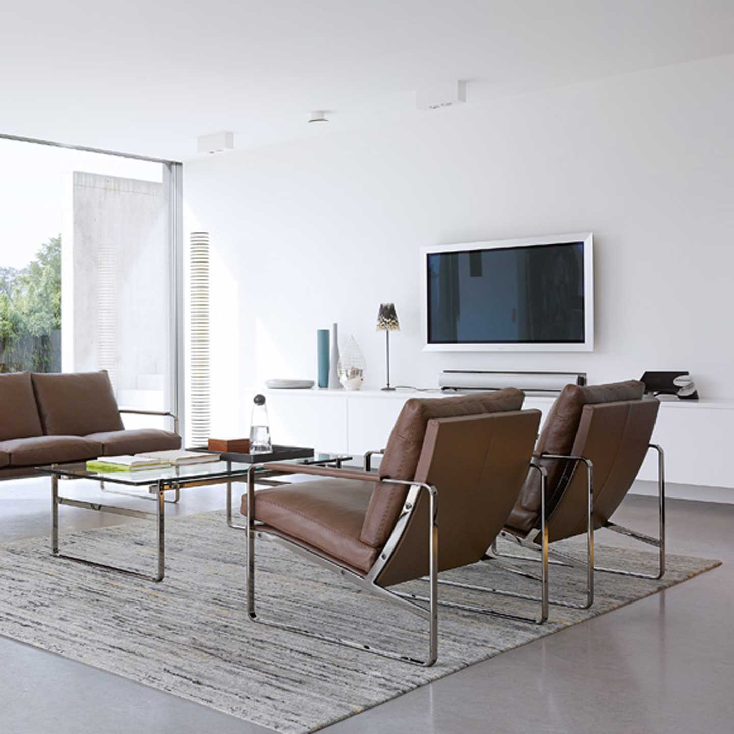 Fabricius Armchair | Black Rodeo Soft 1360 Leather