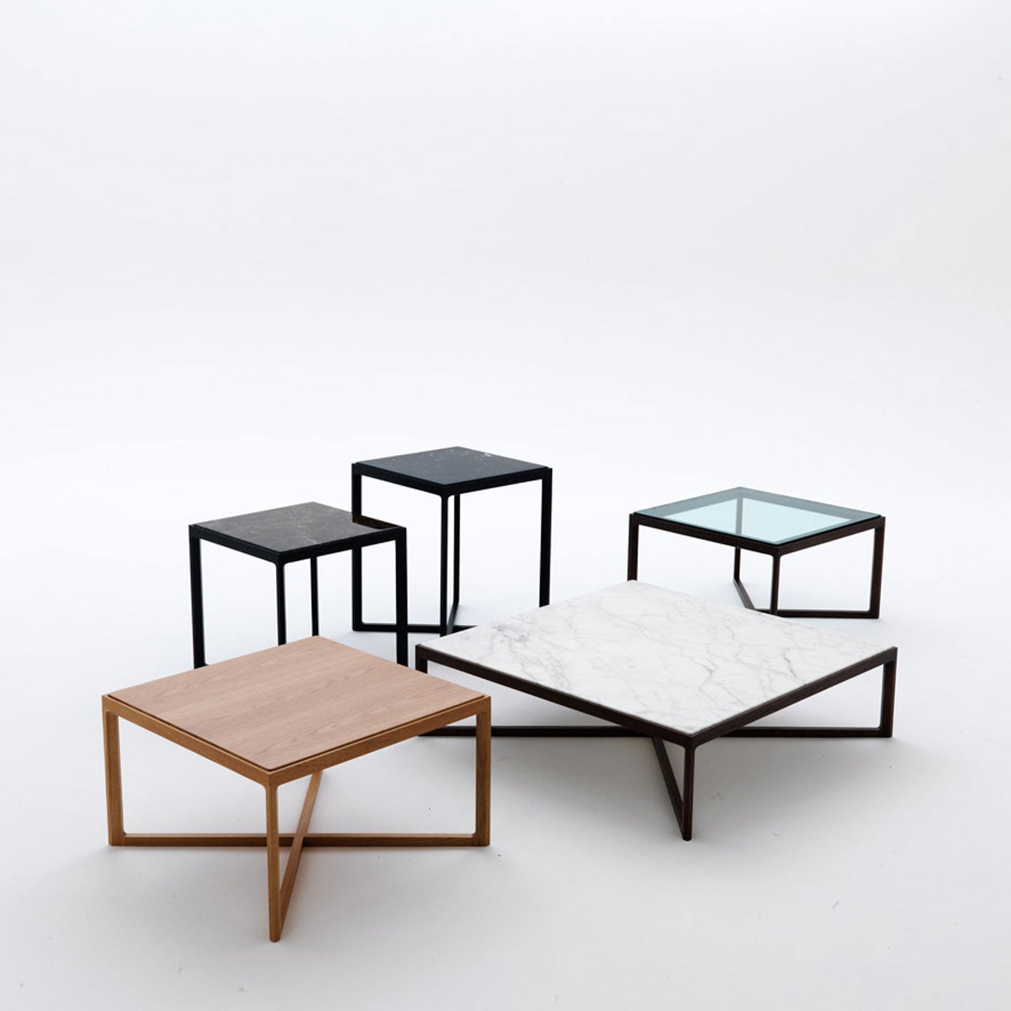 Krusin Coffee Table | Arabescato (White/Grey) Marble Top