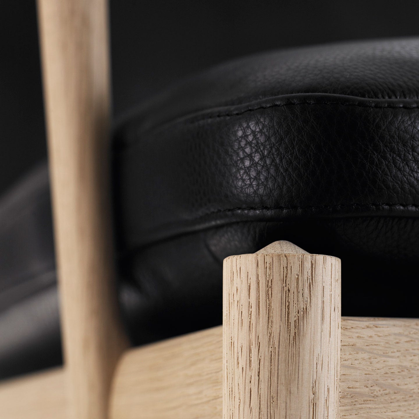 OW149 Colonial Chair | Thor 301 Black Leather Seat and Back