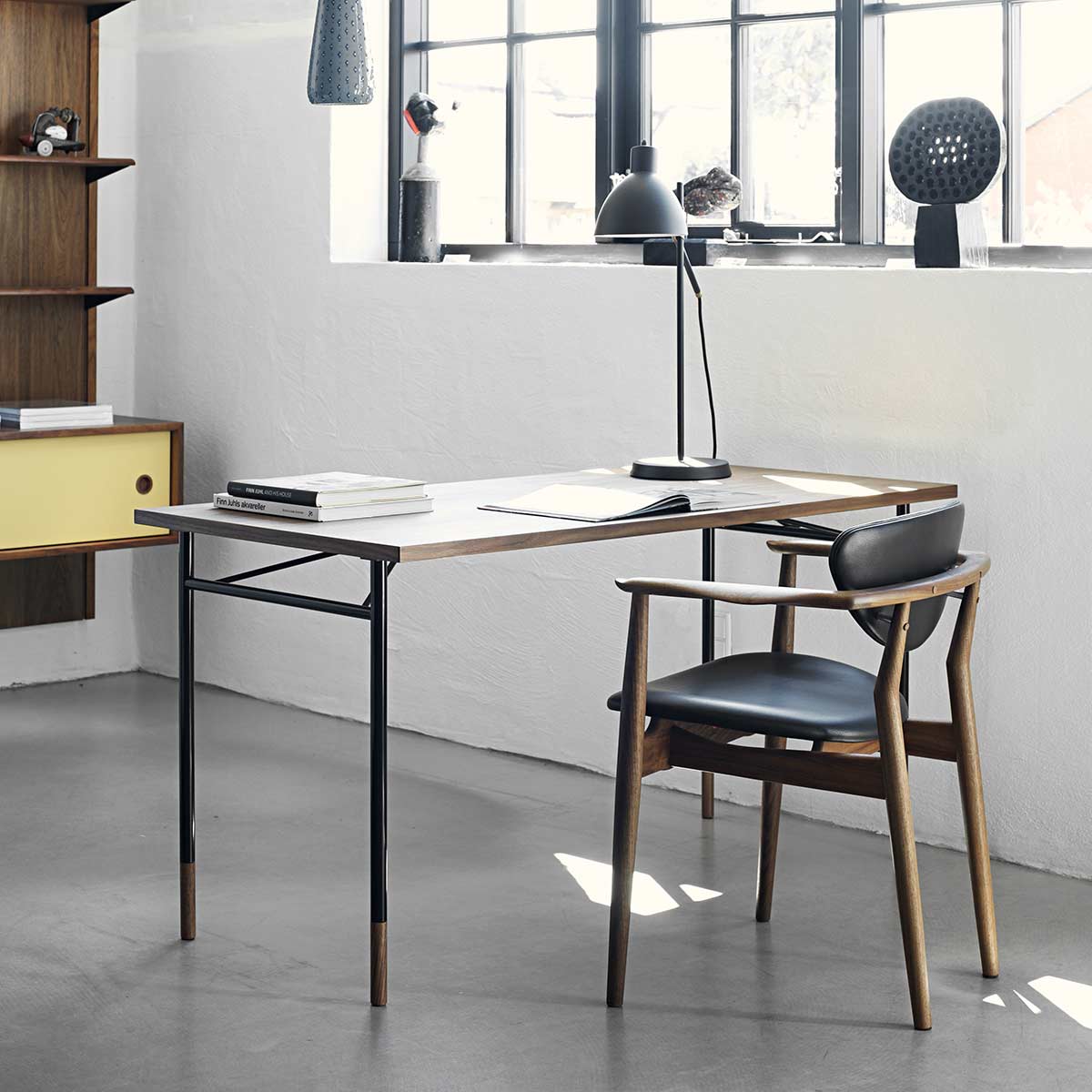 109 Dining Chair | Black Elegance Leather Upholstery