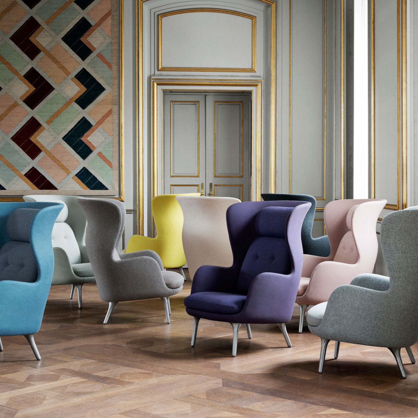 Ro Chair | Dark Navy Canvas 794 Seat and Back Cushions
