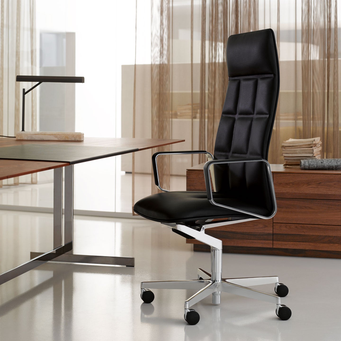 Leadchair Executive High Back | Black 1300 Select Leather